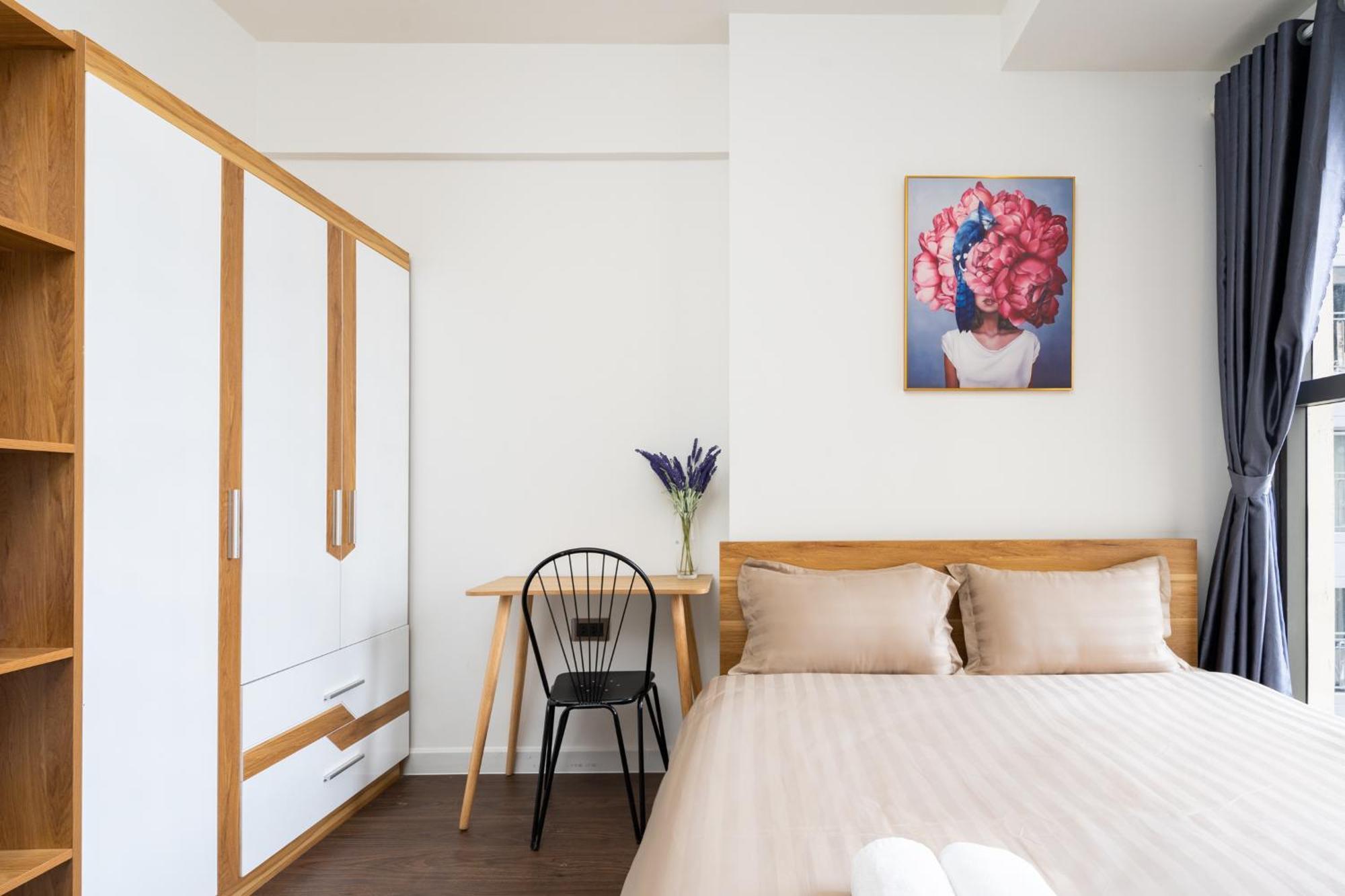 1st District - Price/two Bedrooms - The Soho * TP. Hồ Chí Minh